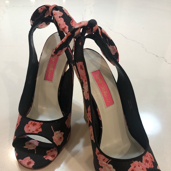 Betsey Johnson Floral Shoes with Raffia Heel - Picture 11 of 11